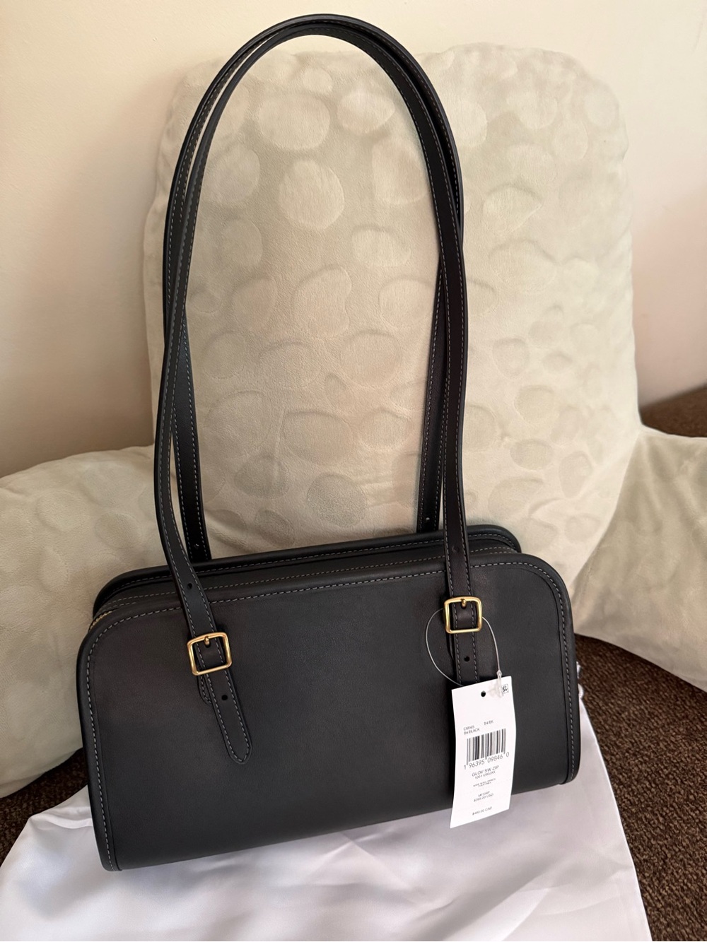 Coach NWT Swing Zip Bag Black - Picture 2 of 6